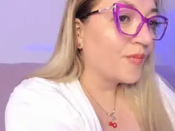 Naty__mature_  live sex cam