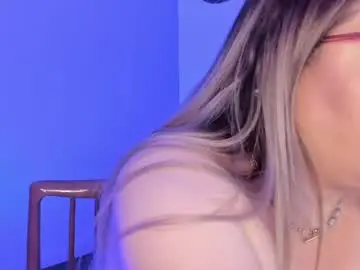 Naty__mature_  live sex cam