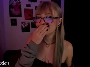 Nixxie_  live sex cam