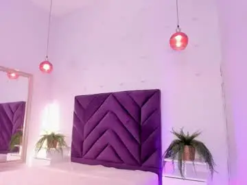 Selenemilleer  live sex cam