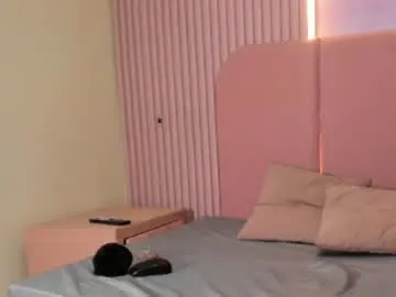 Sharlotaura26  live sex cam
