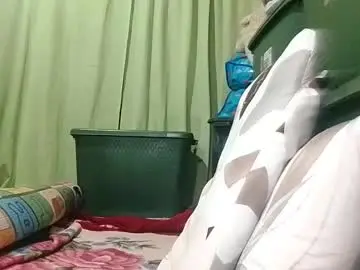 Tuchmegently  live sex cam