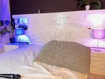 Angelina_hilton  live sex cam