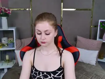 Bellacandys  live sex cam