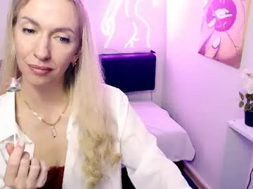 Cute_smile_shy  live sex cam