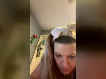 Dreamangel225  live sex cam