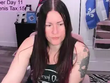 Gennyrock  live sex cam