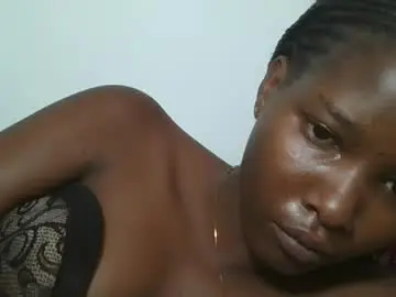 Hotbabbee  live sex cam