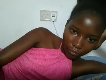 Hotbabbee  live sex cam
