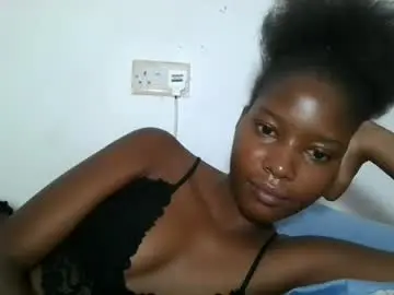 Hotbabbee  live sex cam