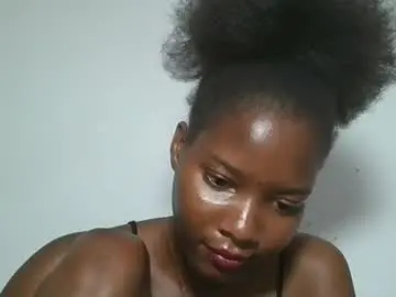 Hotbabbee  live sex cam