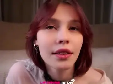 Krissyhei  live sex cam