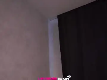 Krissyhei  live sex cam