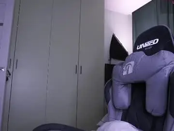 Neya_hugs  live sex cam