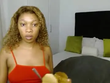 Sexyalender02  live sex cam