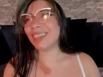 Sophia_brunett  live sex cam