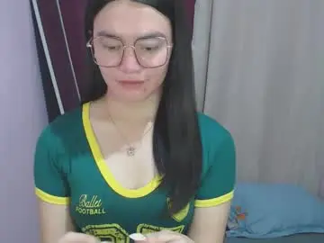 Urhottiest_katey  live sex cam