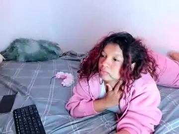 Emilly_coper18  live sex cam