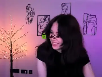 Emilynxx  live sex cam