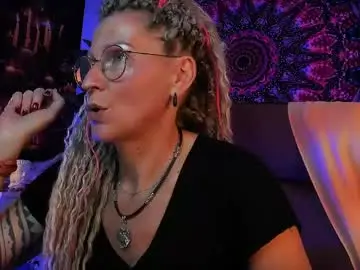 Fridatander  live sex cam