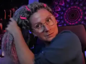 Fridatander  live sex cam