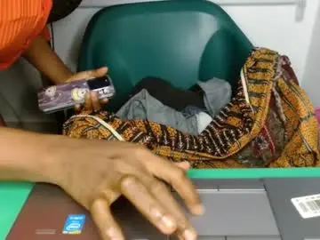 Juicyboobssx  live sex cam