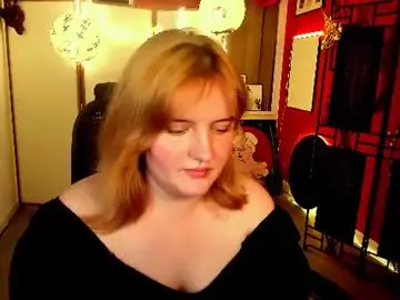 Katybriggs  live sex cam