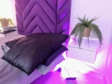 Maddyjohnsonn  live sex cam