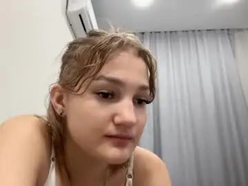 Morningshy  live sex cam