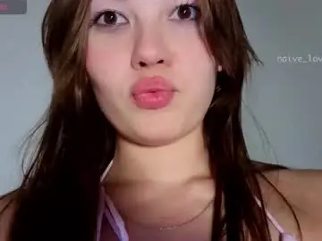 Naive_love  live sex cam