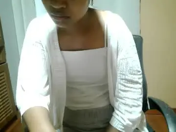 Nelia_84  live sex cam