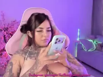 Raven_sakura  live sex cam