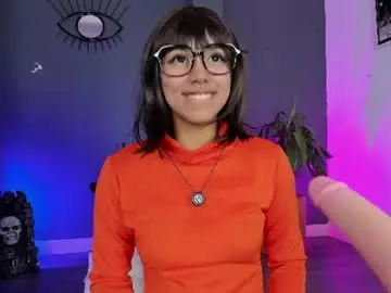 Ravenwitch_  live sex cam