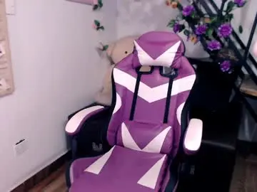 Samantha2girl  live sex cam