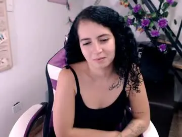 Samantha2girl  live sex cam