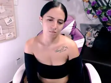 Samantha2girl  live sex cam