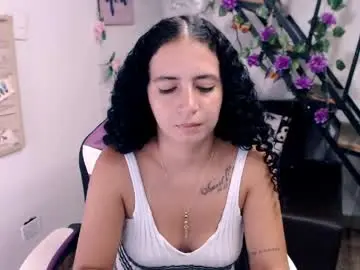 Samantha2girl  live sex cam