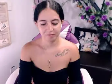 Samantha2girl  live sex cam