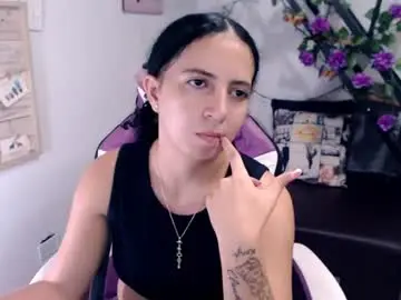 Samantha2girl  live sex cam