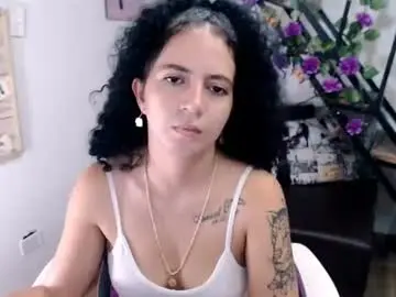 Samantha2girl  live sex cam