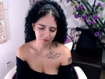 Samantha2girl  live sex cam
