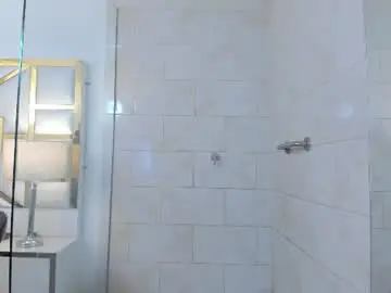 Vivieneluxe  live sex cam