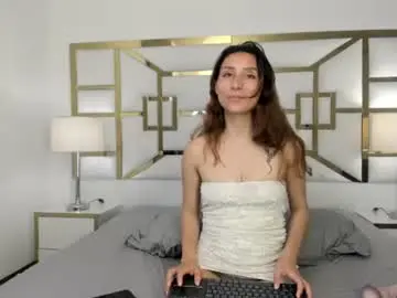 Vivieneluxe  live sex cam