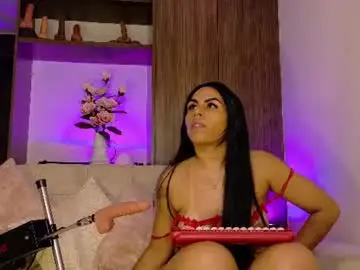 Almacastillo2  live sex cam