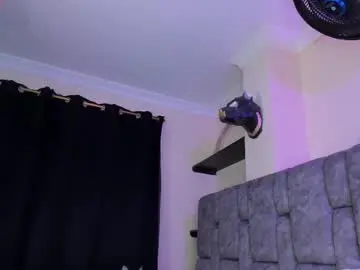 Danielasexya  live sex cam