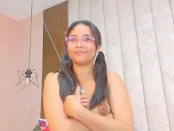 Dulce_holy  live sex cam