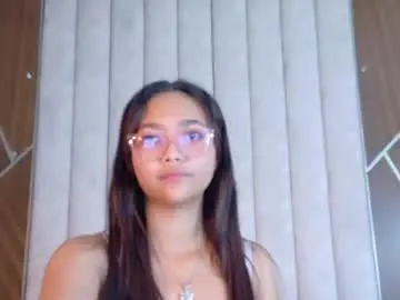 Dulce_holy  live sex cam