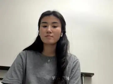 Elissakoebel  live sex cam