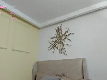 Ema__wolf  live sex cam