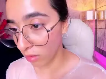 Emiilyy_parker_  live sex cam